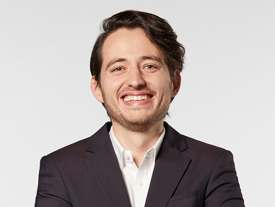 Devlin Flood-Smith - Analyste principal, Investissements de fonds chez BDC Capital